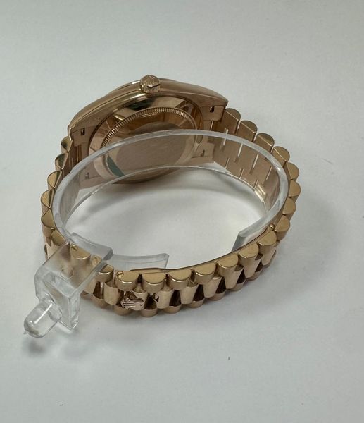 Rolex Day-Date 40 228235